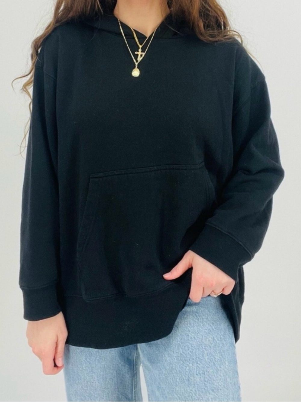 Urban Outfitters Plain Black Loose-Bottom Oversized Hoodie